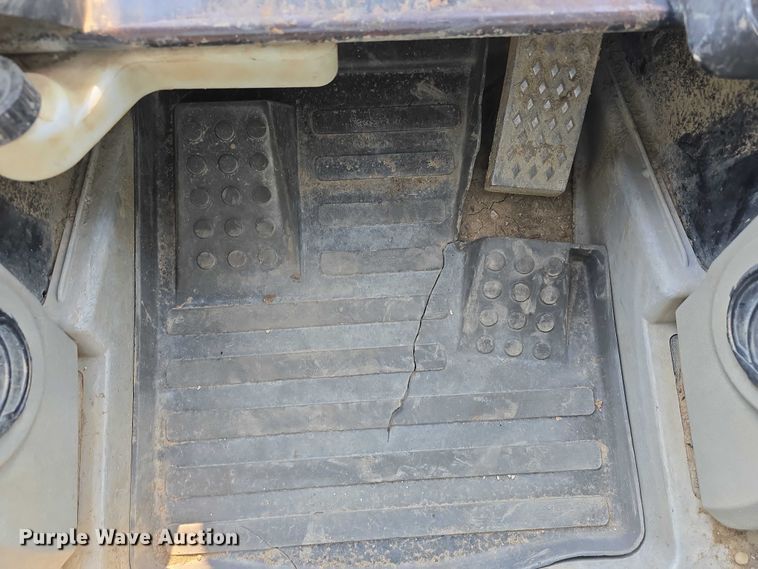 image for item DR3847 2008 Caterpillar 287C tracked skid steer loader