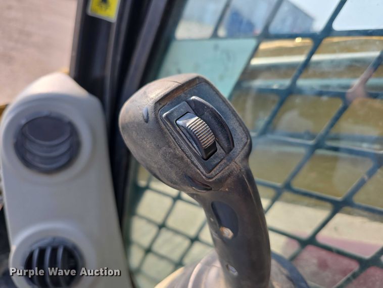 image for item DR3847 2008 Caterpillar 287C tracked skid steer loader