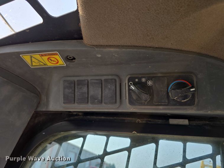 image for item DR3847 2008 Caterpillar 287C tracked skid steer loader