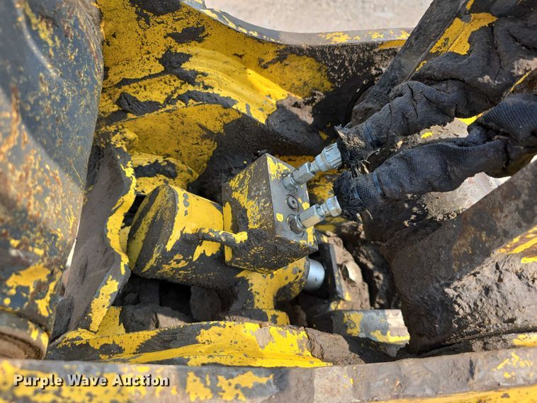 image for item DR3849 Komatsu PC128US-2 excavator