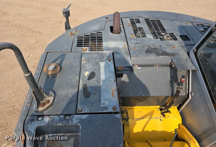 image for item DR3849 Komatsu PC128US-2 excavator