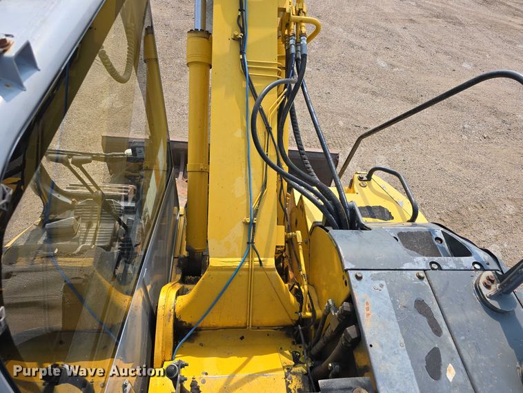 image for item DR3849 Komatsu PC128US-2 excavator