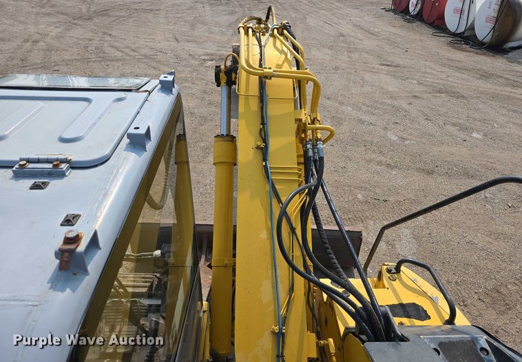 image for item DR3849 Komatsu PC128US-2 excavator