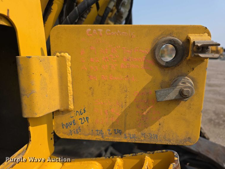 image for item DR3849 Komatsu PC128US-2 excavator