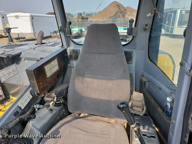 image for item DR3849 Komatsu PC128US-2 excavator