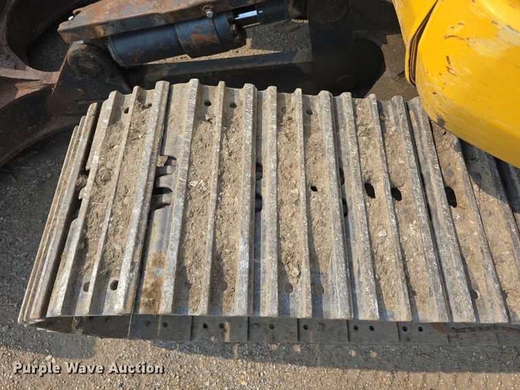 image for item DR3849 Komatsu PC128US-2 excavator