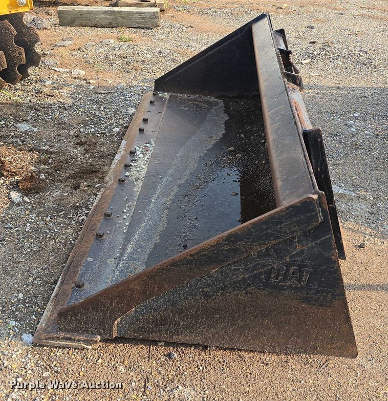 image for item DR3850 Caterpillar 279-5372 skid steer bucket