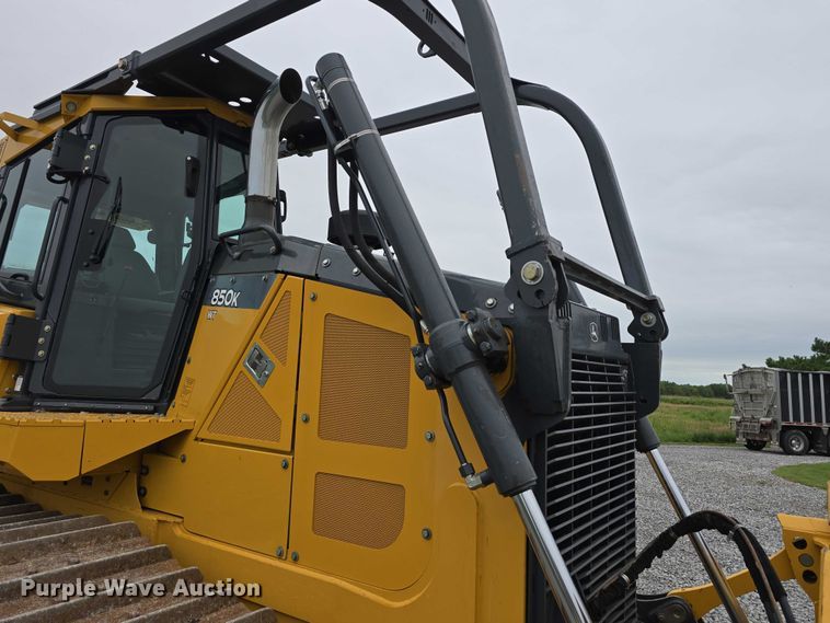 image for item DR3912 2016 John Deere 850K WT dozer