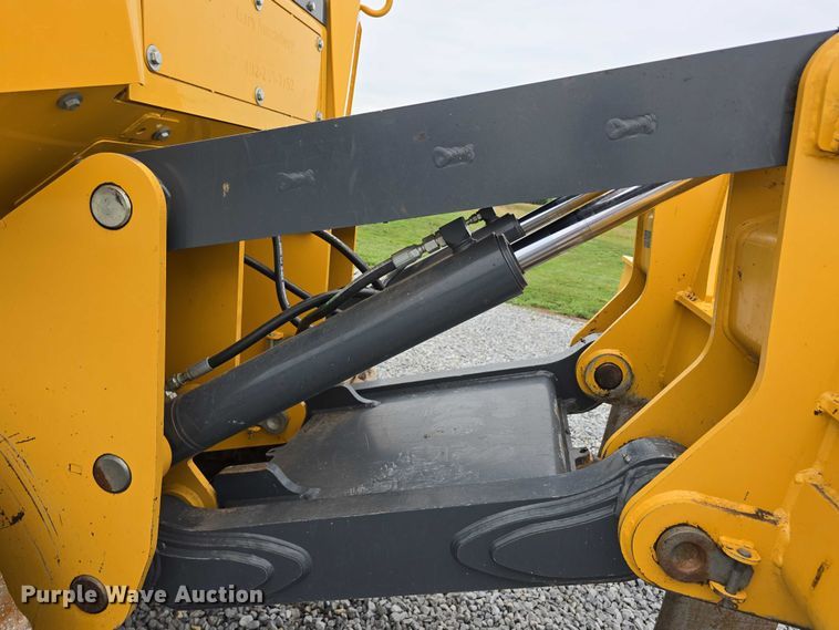 image for item DR3912 2016 John Deere 850K WT dozer