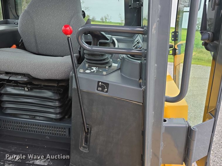 image for item DR3912 2016 John Deere 850K WT dozer