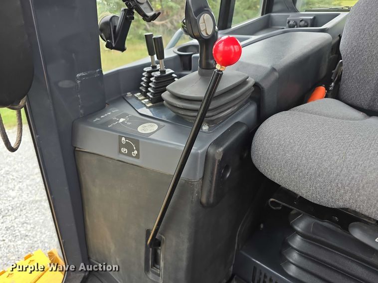 image for item DR3912 2016 John Deere 850K WT dozer