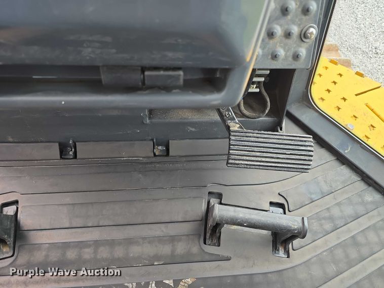 image for item DR3912 2016 John Deere 850K WT dozer