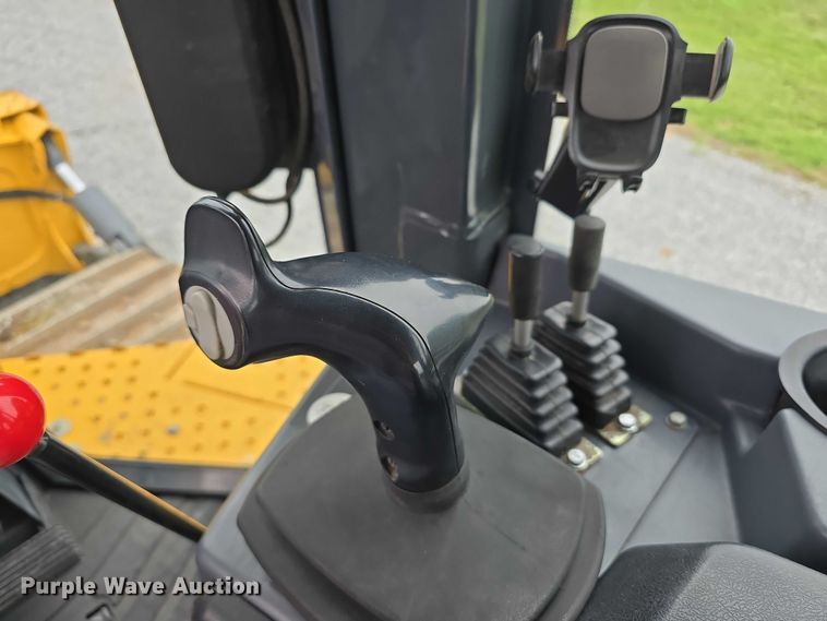 image for item DR3912 2016 John Deere 850K WT dozer