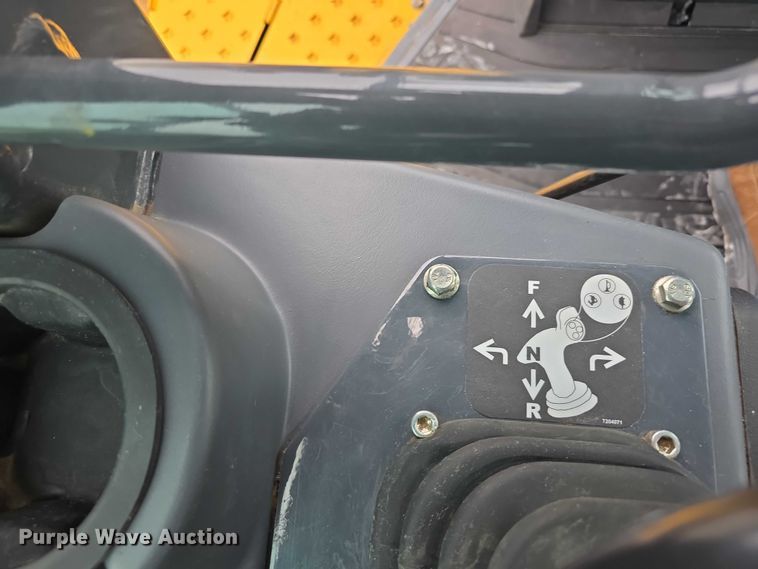 image for item DR3912 2016 John Deere 850K WT dozer