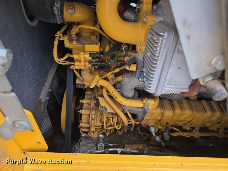 image for item DR3912 2016 John Deere 850K WT dozer