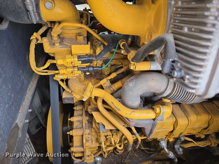 image for item DR3912 2016 John Deere 850K WT dozer