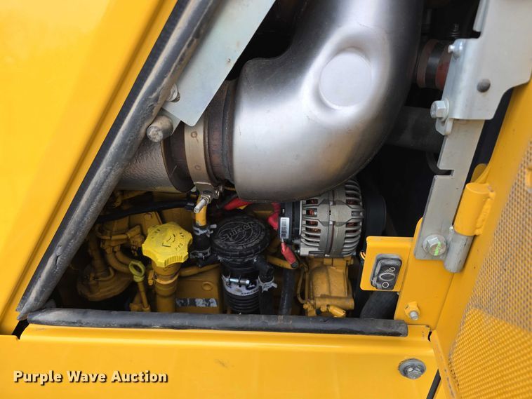 image for item DR3912 2016 John Deere 850K WT dozer