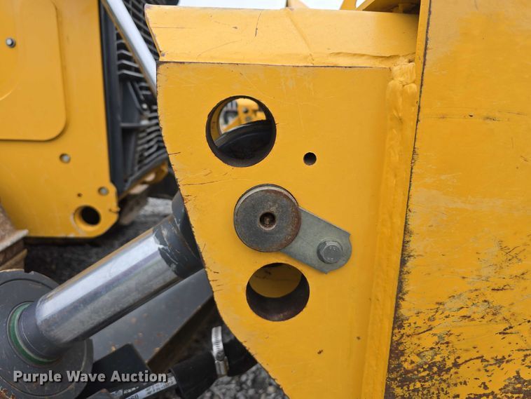 image for item DR3912 2016 John Deere 850K WT dozer