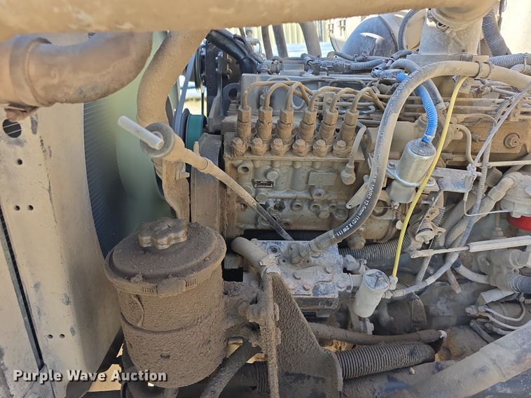 image for item DR3942 1995 Ford L8000 dump truck