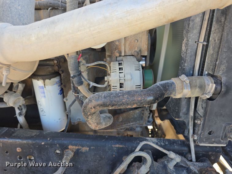 image for item DR3942 1995 Ford L8000 dump truck