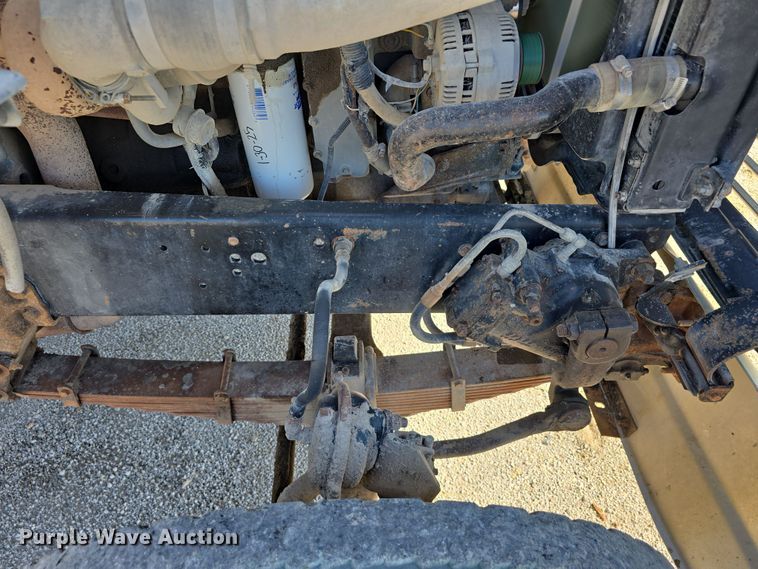 image for item DR3942 1995 Ford L8000 dump truck