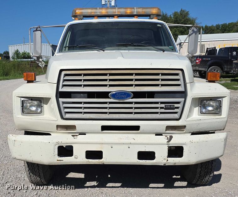 image for item DR3943 1987 Ford F700 sewer rodder truck