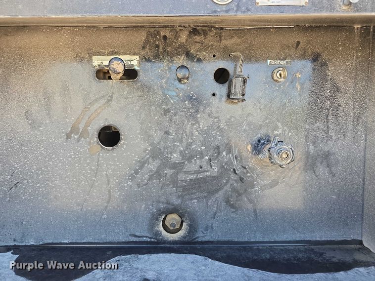 image for item DR3943 1987 Ford F700 sewer rodder truck