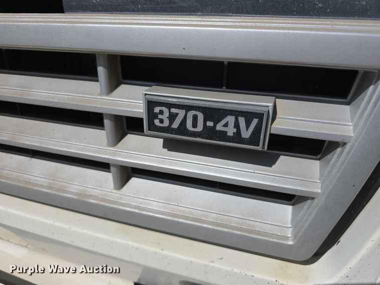 image for item DR3943 1987 Ford F700 sewer rodder truck