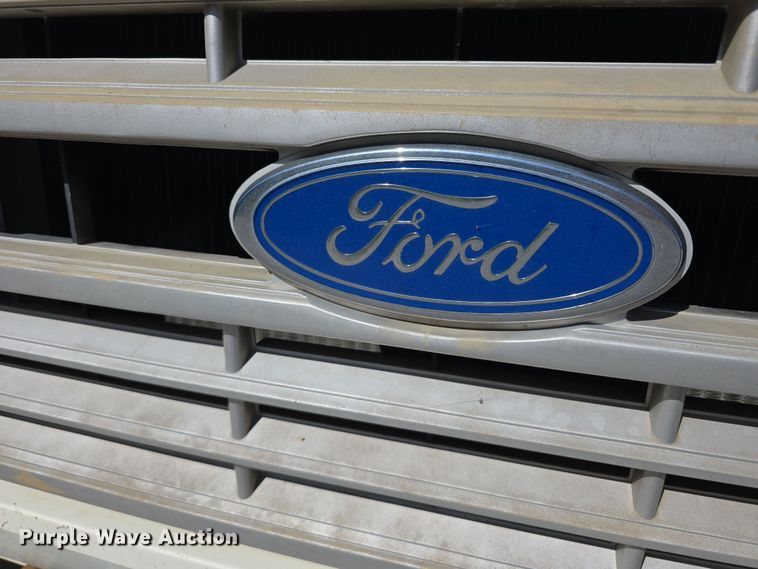 image for item DR3943 1987 Ford F700 sewer rodder truck