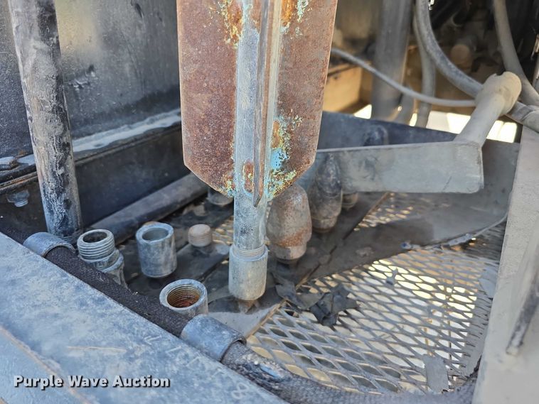 image for item DR3943 1987 Ford F700 sewer rodder truck