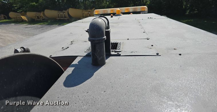 image for item DR3943 1987 Ford F700 sewer rodder truck