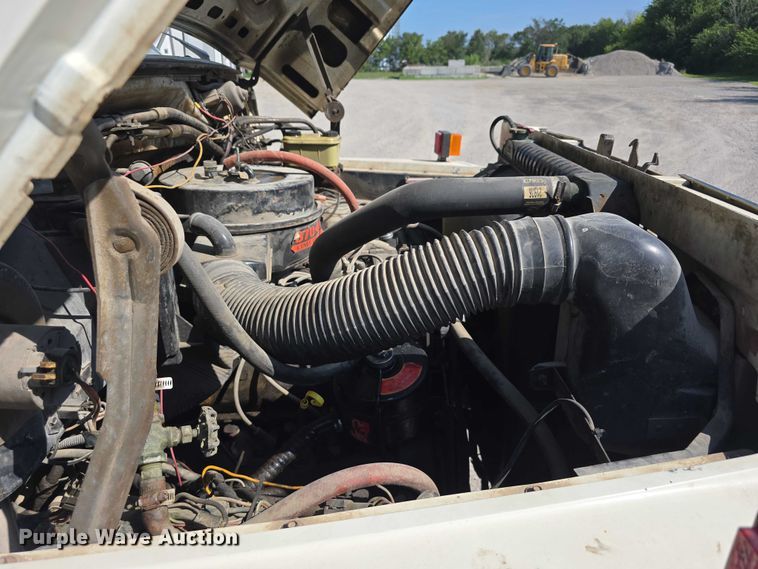 image for item DR3943 1987 Ford F700 sewer rodder truck