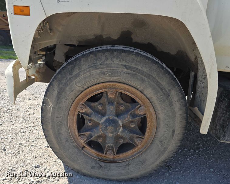 image for item DR3943 1987 Ford F700 sewer rodder truck