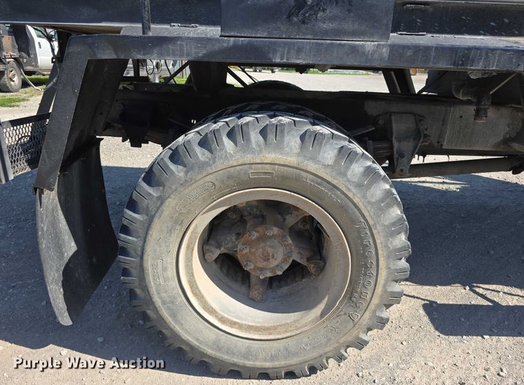 image for item DR3943 1987 Ford F700 sewer rodder truck