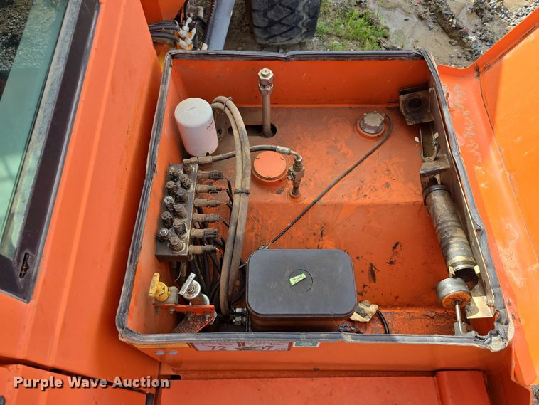 image for item DR3946 2012 Doosan DA40 articulated haul truck