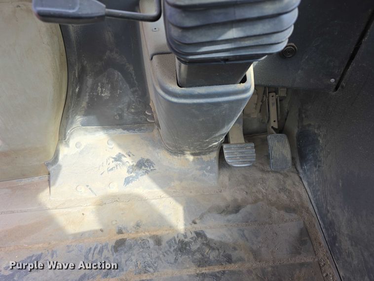 image for item DR3946 2012 Doosan DA40 articulated haul truck