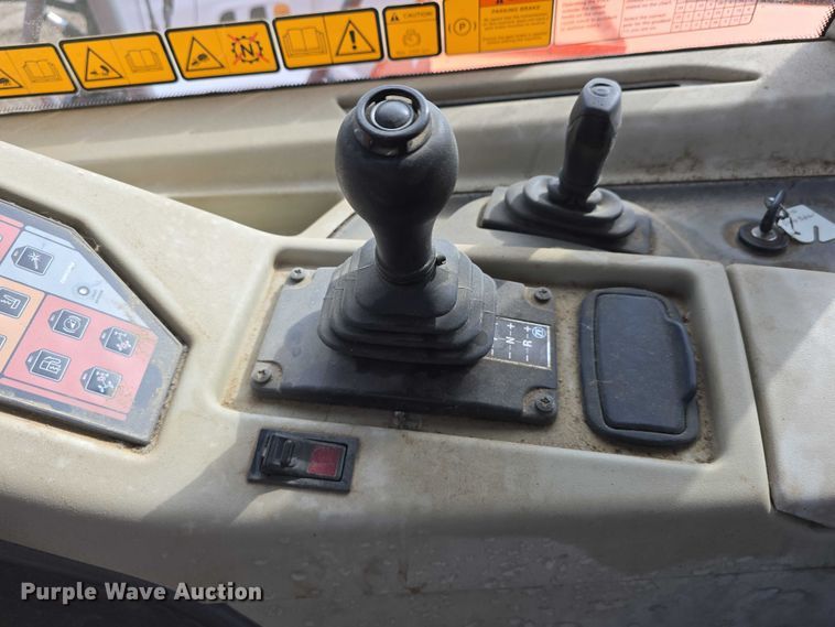 image for item DR3946 2012 Doosan DA40 articulated haul truck