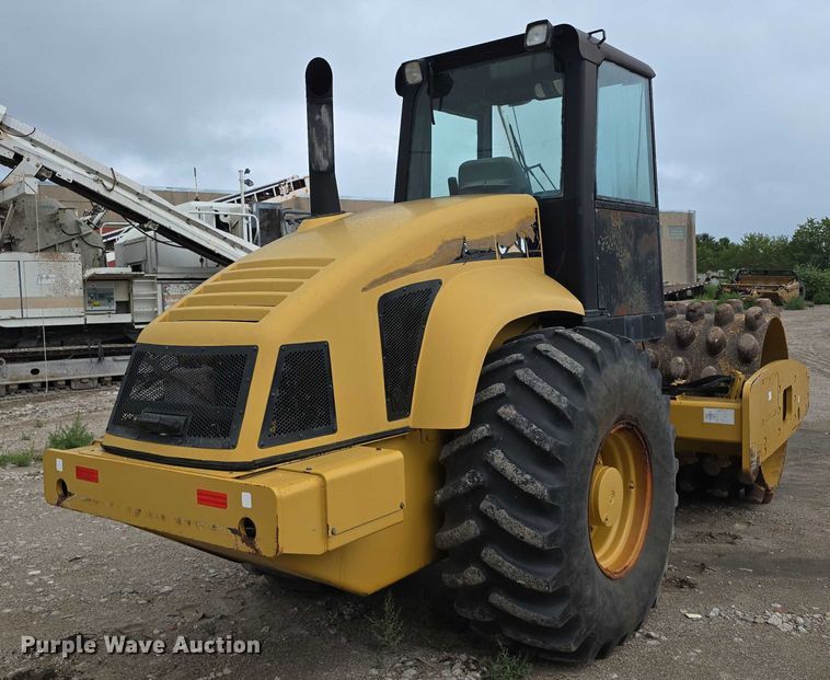 COMPACTADOR 2005 CATERPILLAR CP563E