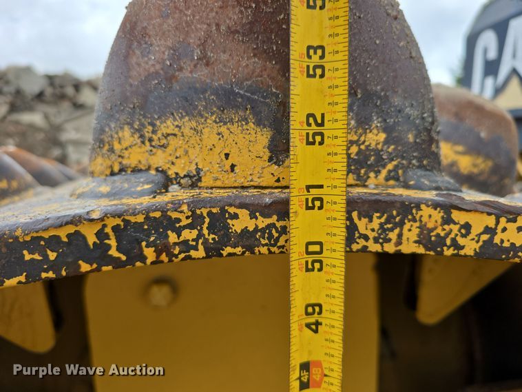 image for item DR3947 2005 Caterpillar CP-563E single drum vibratory roller