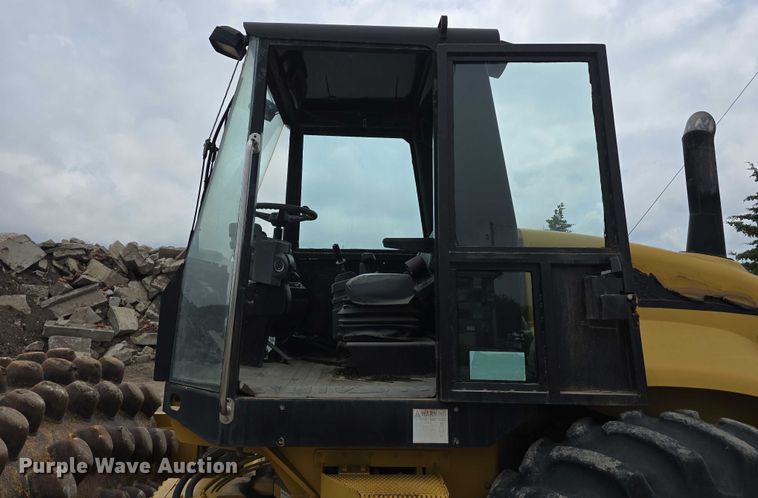 image for item DR3947 2005 Caterpillar CP-563E single drum vibratory roller