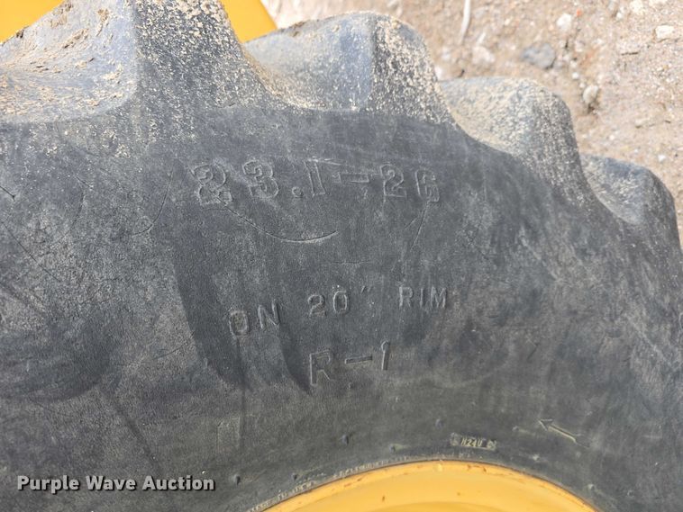 image for item DR3947 2005 Caterpillar CP-563E single drum vibratory roller