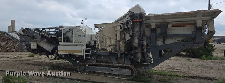 image for item DR3948 Metso Lokotrack LT1110S impact crushing plant