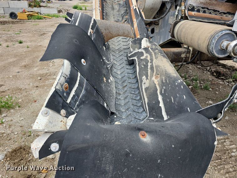 image for item DR3948 Metso Lokotrack LT1110S impact crushing plant