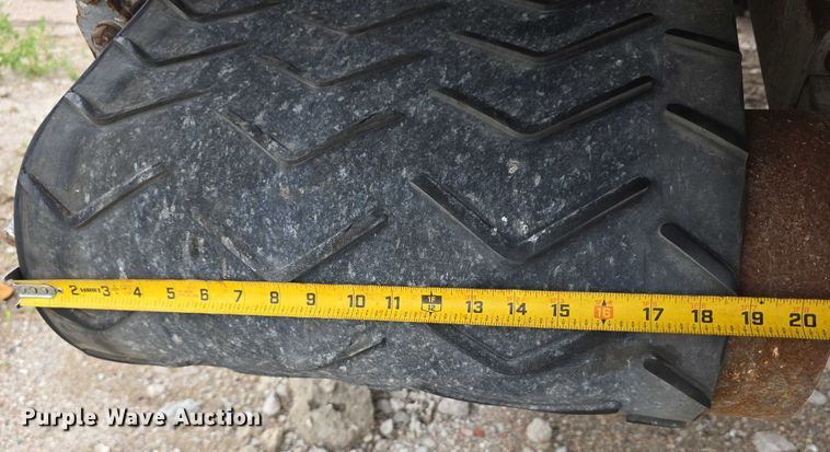 image for item DR3948 Metso Lokotrack LT1110S impact crushing plant