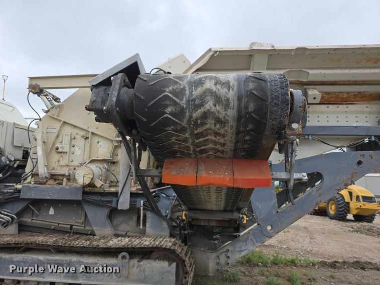 image for item DR3948 Metso Lokotrack LT1110S impact crushing plant