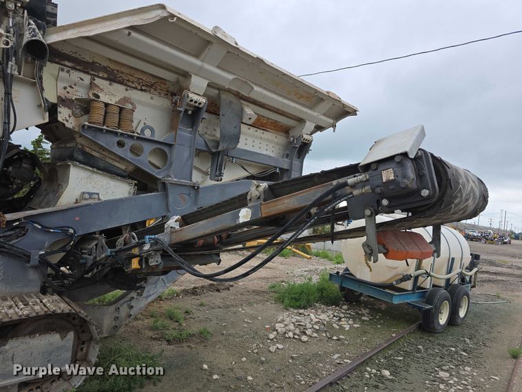 image for item DR3948 Metso Lokotrack LT1110S impact crushing plant