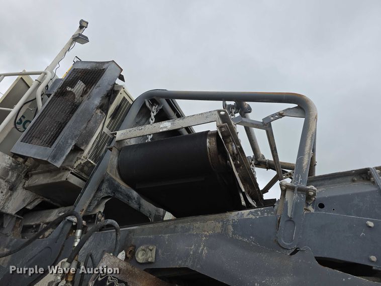 image for item DR3948 Metso Lokotrack LT1110S impact crushing plant