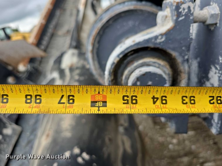 image for item DR3948 Metso Lokotrack LT1110S impact crushing plant