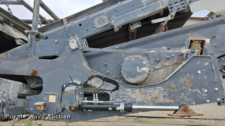 image for item DR3948 Metso Lokotrack LT1110S impact crushing plant