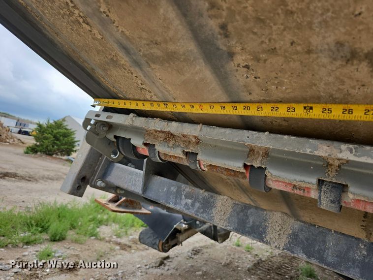 image for item DR3948 Metso Lokotrack LT1110S impact crushing plant